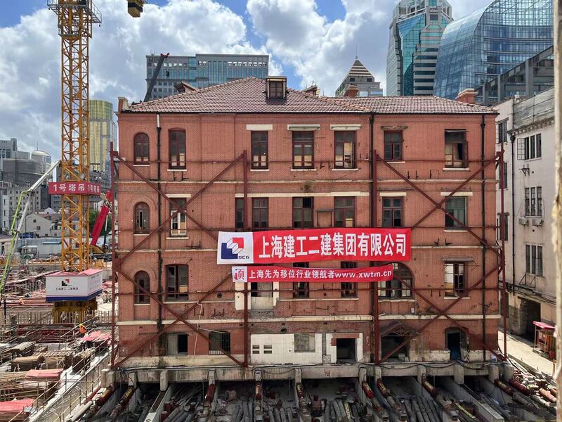 上观新闻丨上海百年建筑修缮新进展,“小红楼”时隔一年半将返原址,为何建筑平移变多了