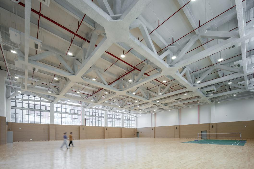 建筑时报丨助力临港新片区教育事业品质提升 上海建工二建集团上海中学东校高中部项目即将投入使用